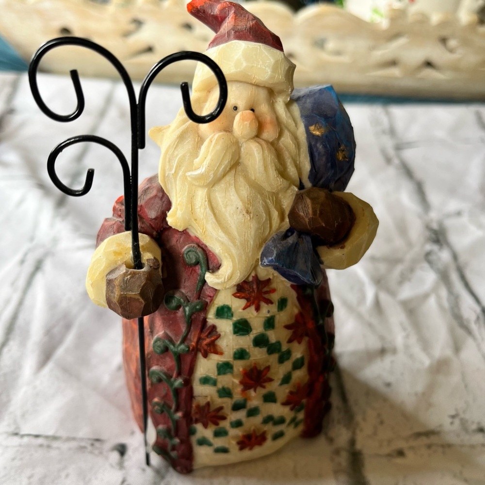 5’ carved wood look Bakelite Santa clause figurine holding a picture holder pole
